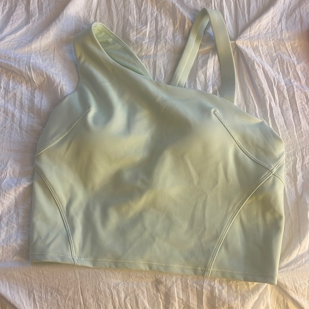 Lululemon Everlux Asymmetrical Tennis Tank Top.  Green, size 6, never worn